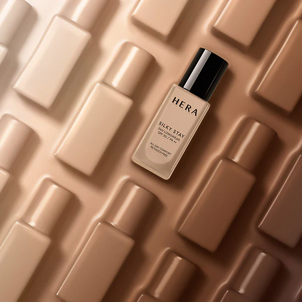 HERA Silky Stay Custom Match 24H Longwear Foundation 3C2 - Image 4