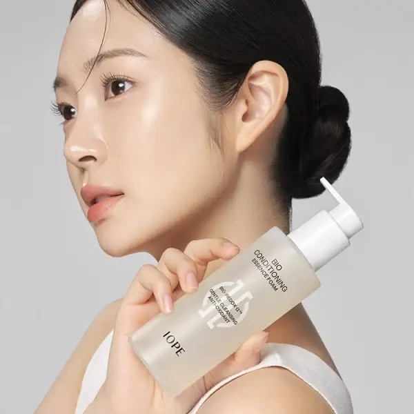 IOPE Bio Conditioning Essence Foam - Image 4