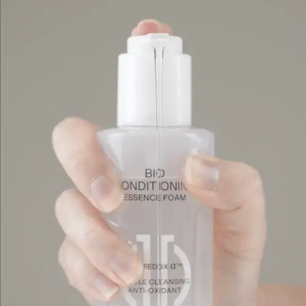 IOPE Bio Conditioning Essence Foam - Image 6